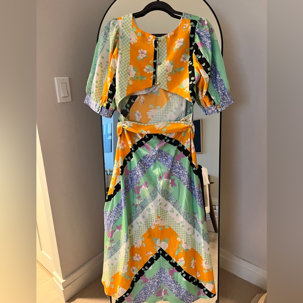 ASOS Design belted midi tea dress in mixed floral - Picture 3 of 6